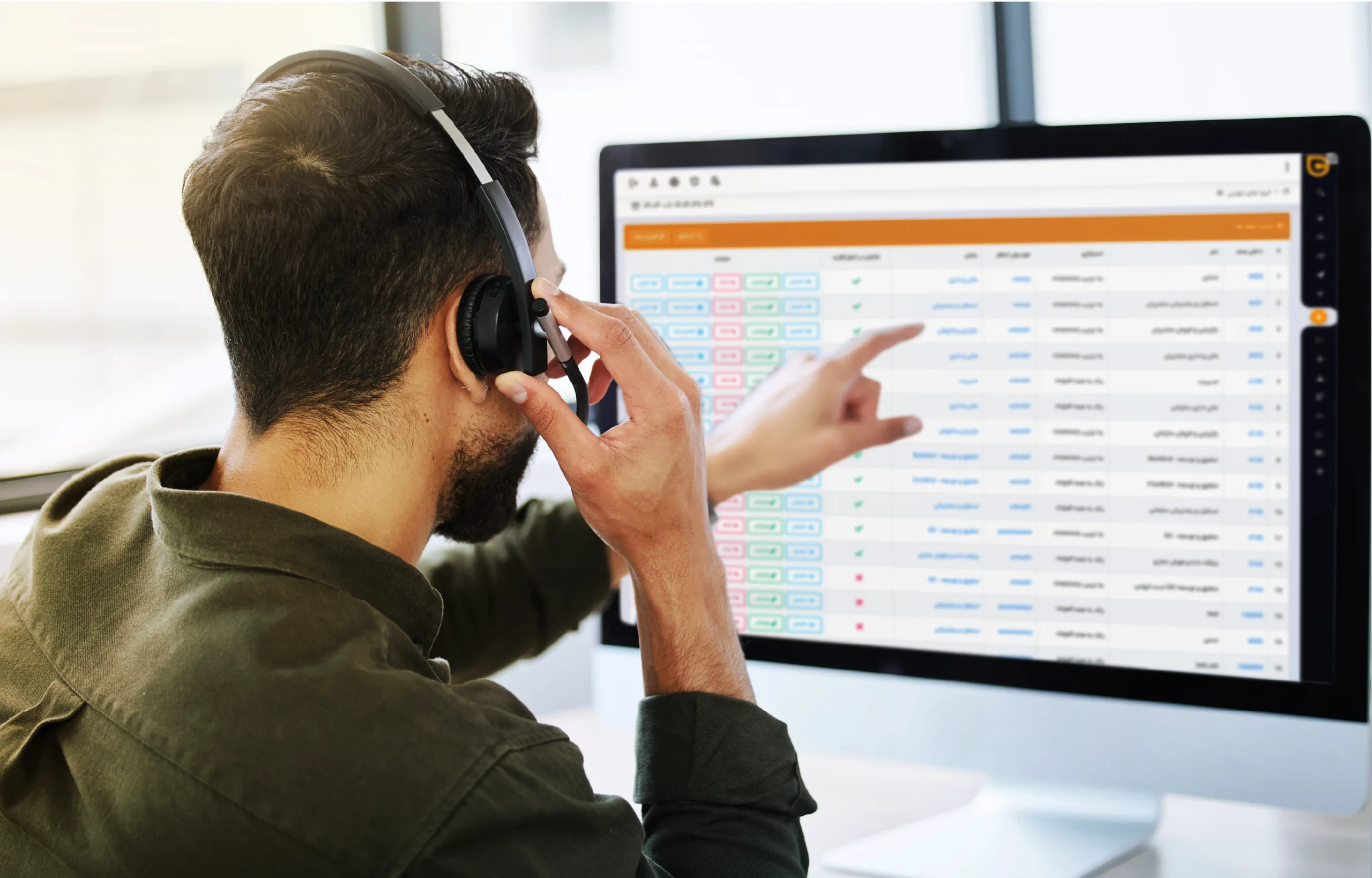 پایش لحظه‌ای صف‌ها برای مدیریت هوشمند بار تماس